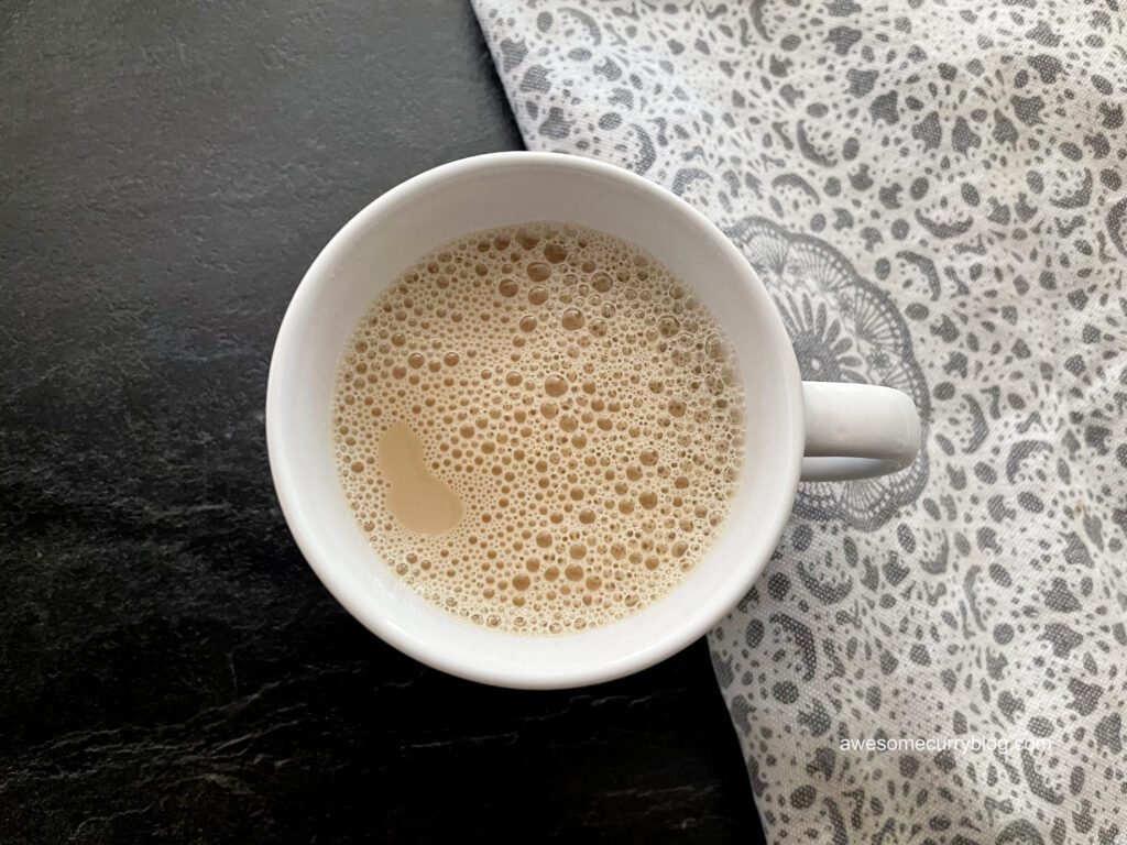 кофе по-индийски в чашке 