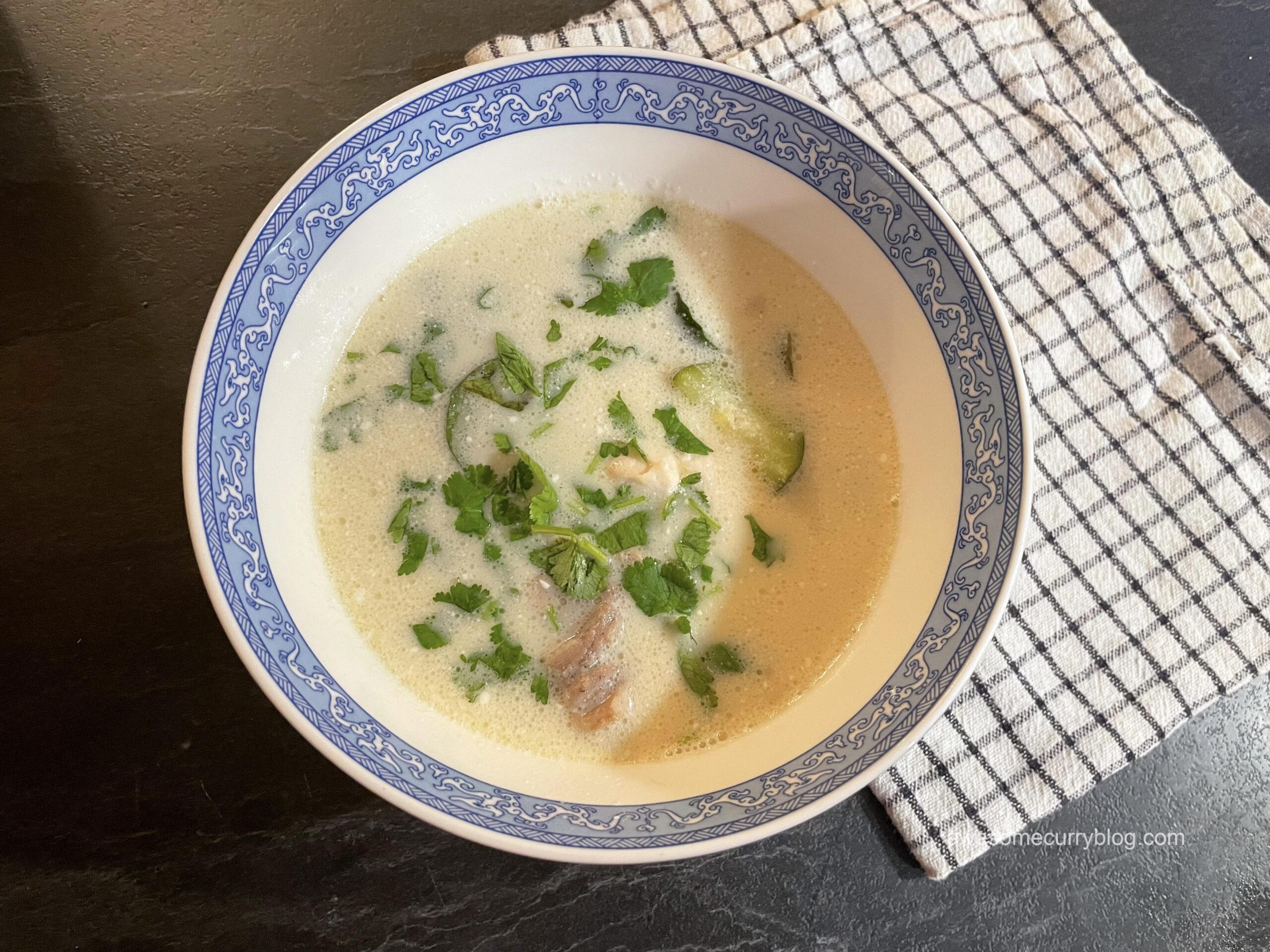 Tom Kha Gai. Кокосовый суп с галангалом и курицей - Awesome Curry Blog