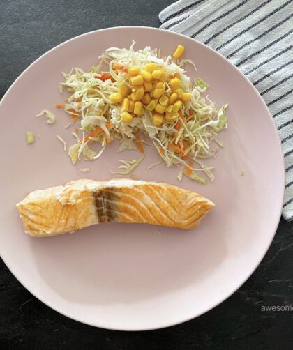 лосось по-японски, сервированный