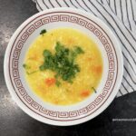 кантонский суп из курицы с кукурузой и яйцом